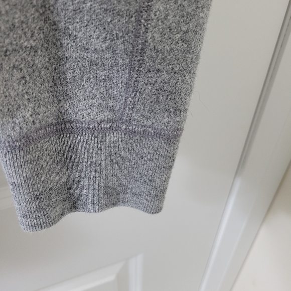 REIGNING CHAMP COTTON CREWNECK - Picture 6 of 7